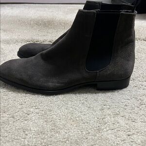 Zara Men's Dark Gray Suede Boots